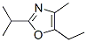 102586-54-9,Oxazole, 5-ethyl-4-methyl-2-(1-methylethyl)- (9CI)